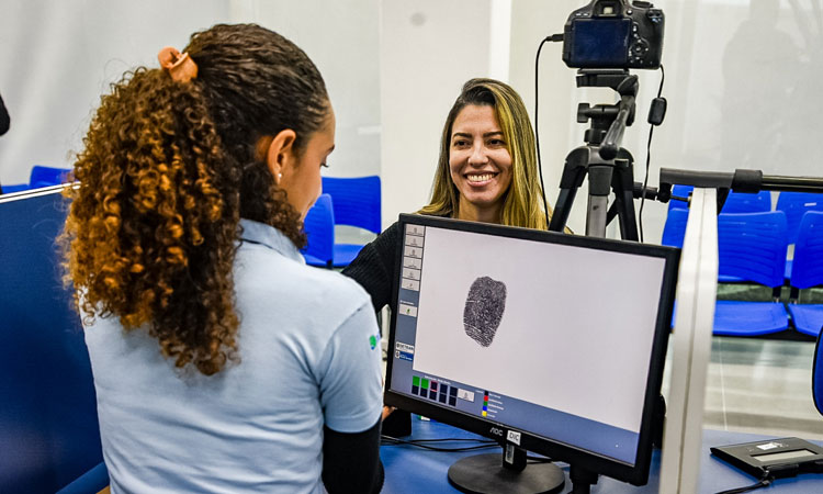 Detran RJ faz “Sábado Delas” com atendimento prioritário para mulheres