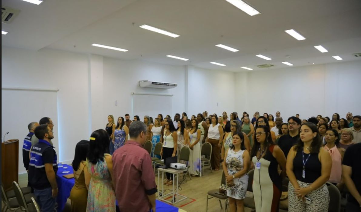 Prefeitura de Mangaratiba empossa novos gestores escolares