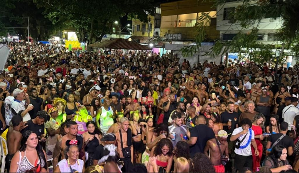 Carnaval reúne 50 mil pessoas por dia em Mangaratiba
